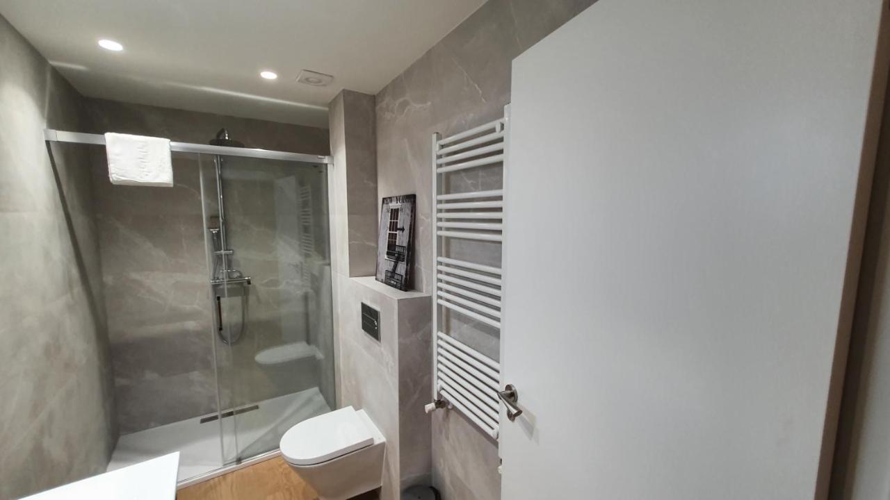 Auditorio Vicele - 2 Hab Y Sofa-Cama - Wifi - Vut-3692-As Oviedo Exterior photo